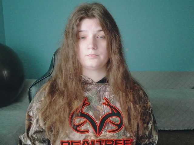 TreeJeanne online show from August 3, 1:40 pm
