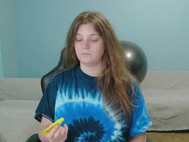 TreeJeanne online show from August 5, 1:53 pm