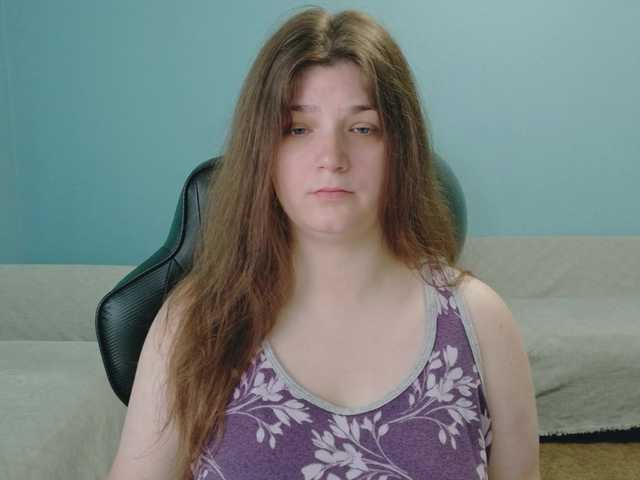 TreeJeanne online show from August 6, 1:37 am