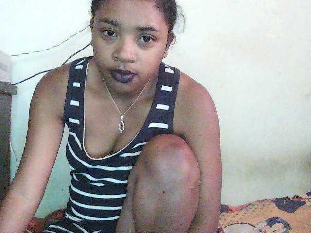 TriciaBella online show from August 13, 4:37 am