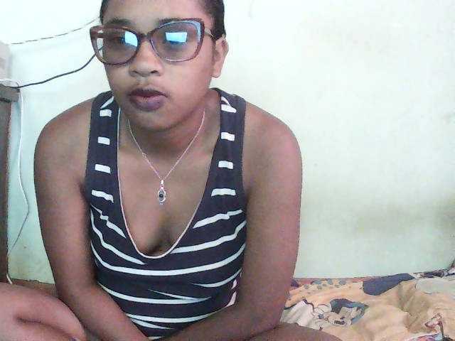 TriciaBella online show from August 14, 5:44 am