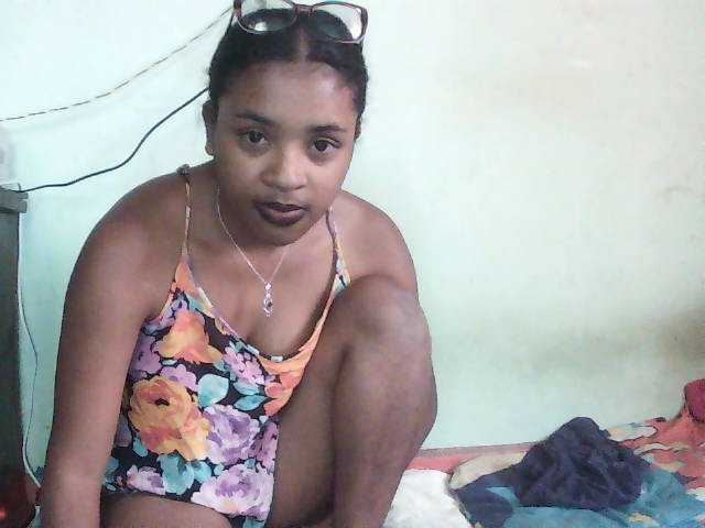 TriciaBella online show from August 15, 11:36 am