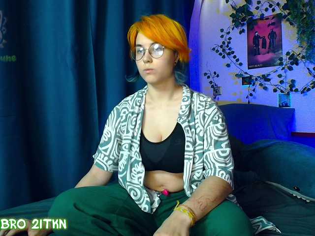Tricky Kitsune online show from August 8, 3:34 pm