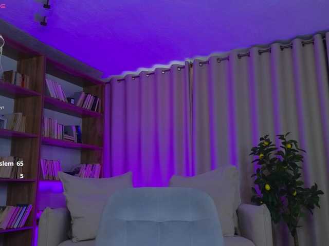 Trixiie online show from August 3, 2:29 am