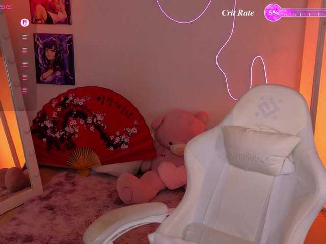 Trixiie online show from August 11, 11:40 pm