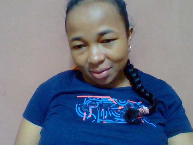 Tryciah1a online show from August 14, 2:53 pm