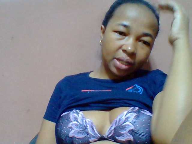 Tryciah1a online show from August 15, 2:48 am