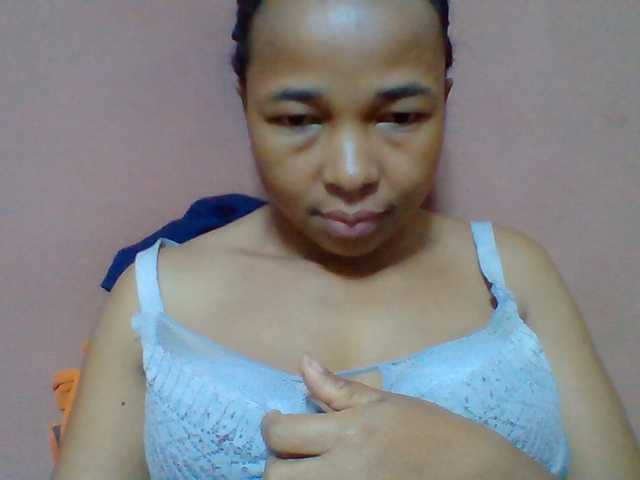 Tryciah1a online show from August 15, 3:38 pm