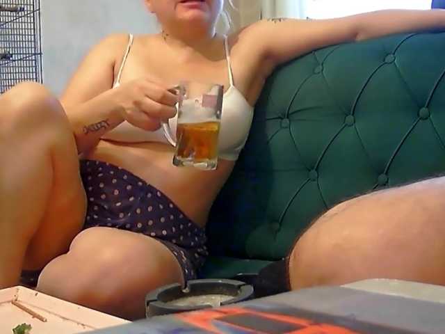 German-Milf-Couple online show from August 13, 4:43 pm