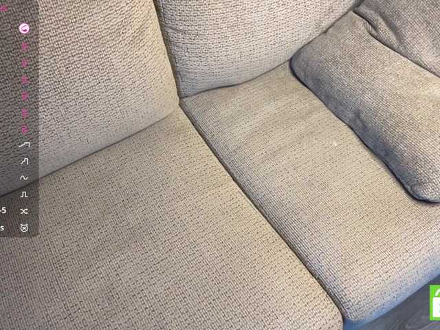 TyeshaDirksen online show from August 16, 9:35 am