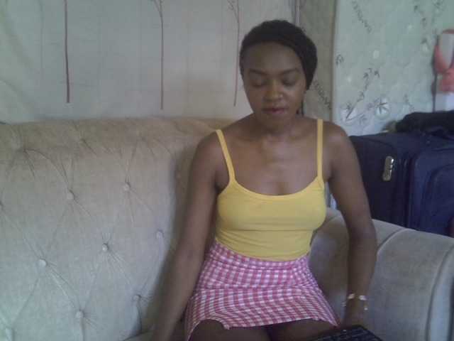 Tyra019a online show from May 14, 12:59 pm