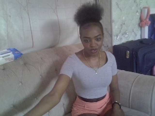 Tyra019a online show from May 24, 9:23 am