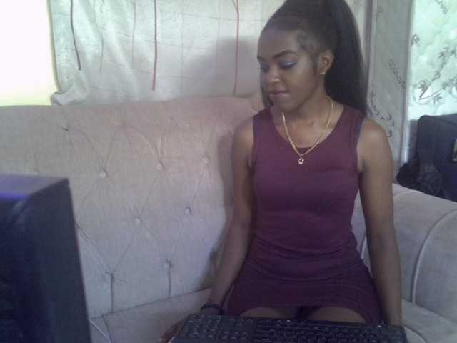 Tyra019a online show from May 29, 8:50 am