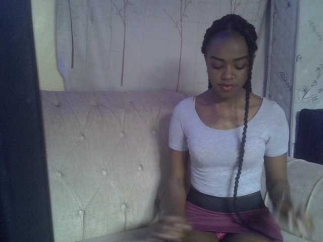 Tyra019a online show from July 13, 7:15 am