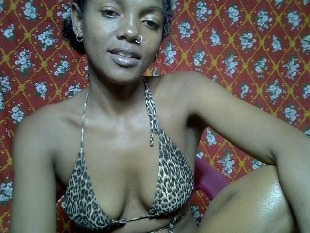 VALLYRAZ online show from August 31, 9:59 pm