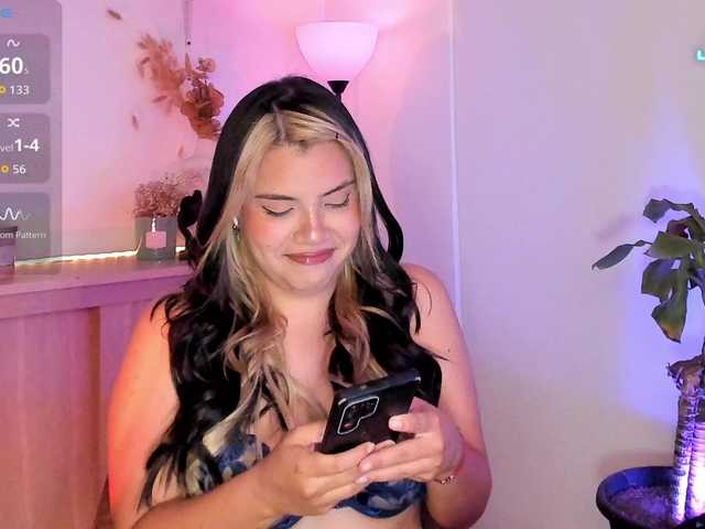 Val-kyrie online show from August 15, 4:05 am