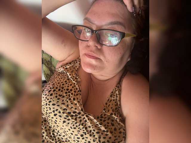 Valentinaweow online show from August 9, 1:34 pm