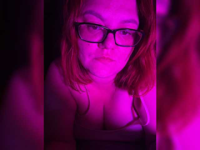 Valentinaweow online show from August 11, 9:06 pm