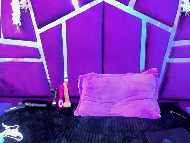 ValerySweety online show from June 18, 5:18 am