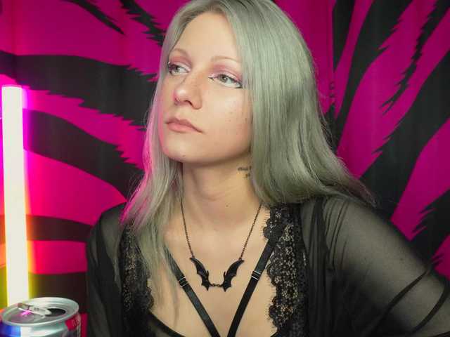 VasyaSylvia1 online show from June 17, 4:00 am