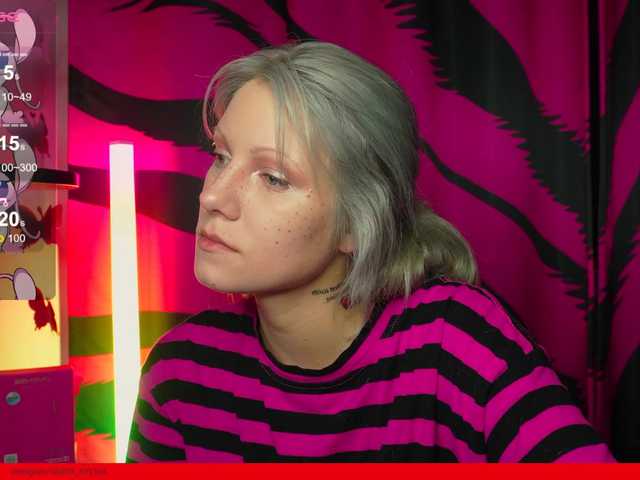 VasyaSylvia1 online show from June 18, 12:21 am