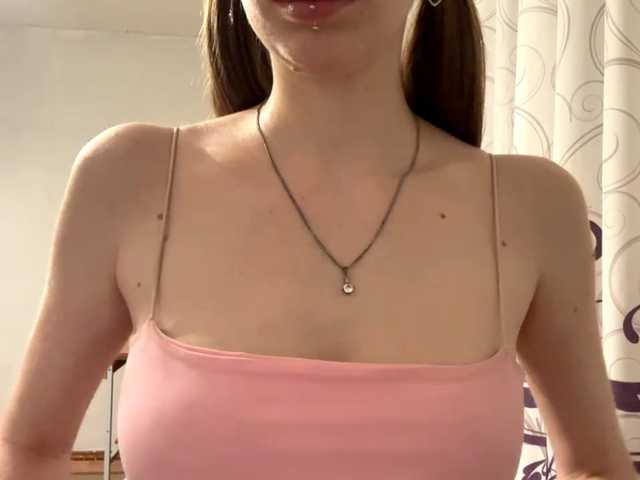 VelvetCash online show from August 4, 7:33 pm