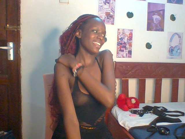 VelvetDesire online show from June 26, 6:00 pm