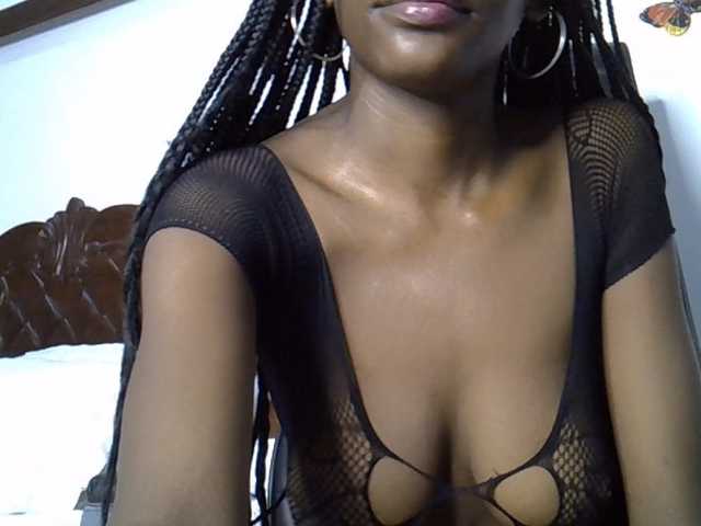 VelvetDesire online show from August 15, 11:19 pm