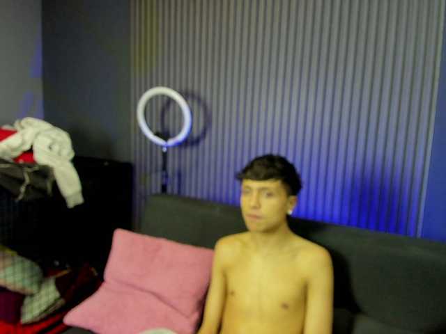VelvetNova1 online show from August 5, 9:51 am