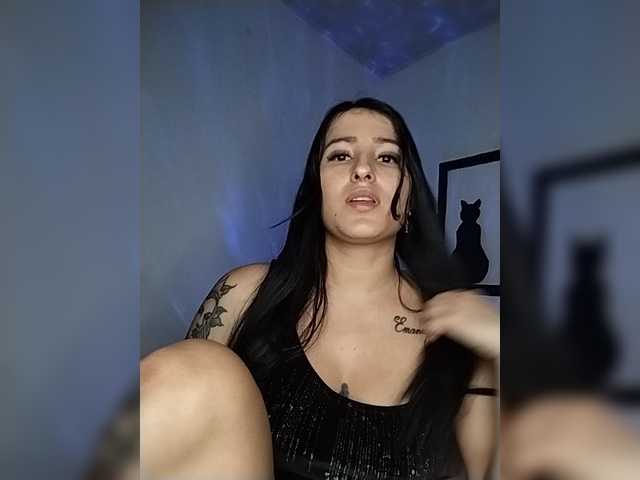 VelvetParis online show from August 15, 6:23 pm