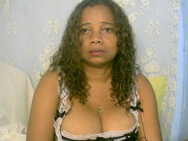 Vicky20a online show from August 12, 1:30 am