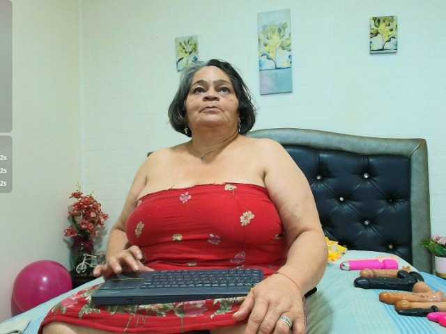 VickyBoobss online show from August 9, 2:34 am
