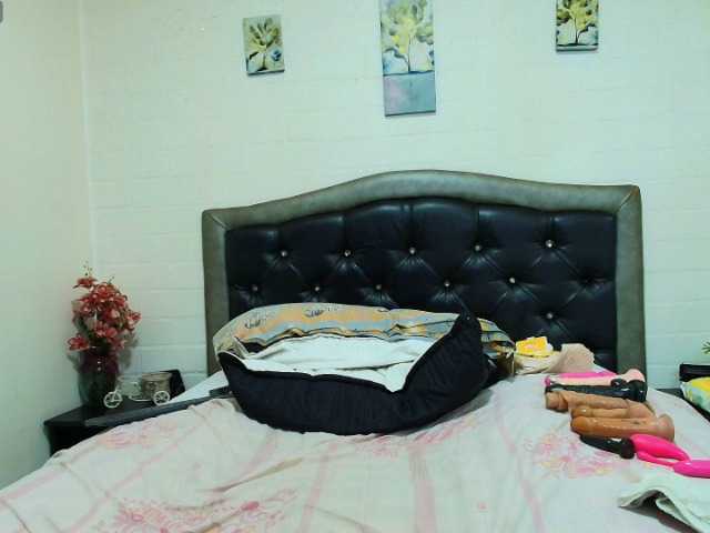VickyBoobss online show from August 11, 7:21 am