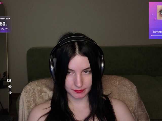 Victoria Winters online show from August 11, 1:51 am