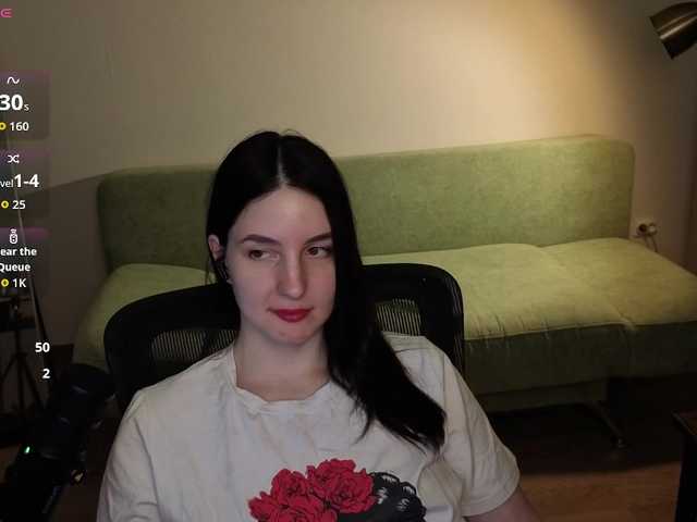 Victoria Winters online show from August 12, 1:19 am