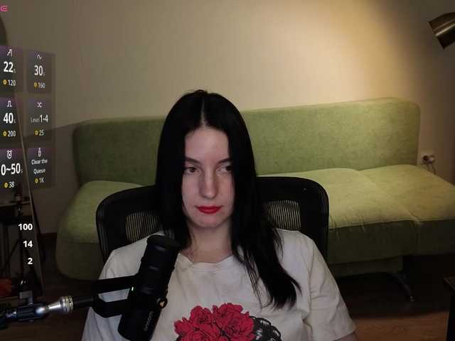 Victoria Winters online show from August 12, 2:25 am