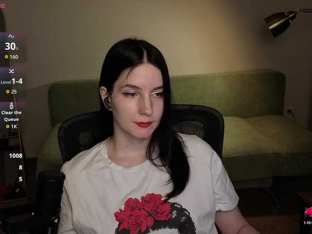 Victoria Winters online show from August 12, 11:51 pm