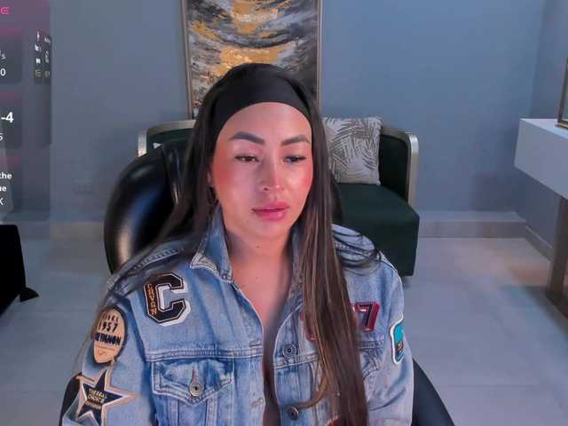 VictoriaBennet online show from August 14, 5:11 am