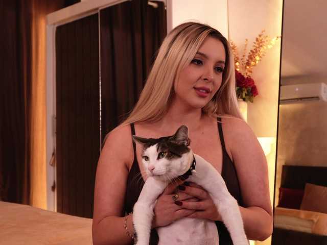 VictoriaDaeva online show from August 9, 6:58 am