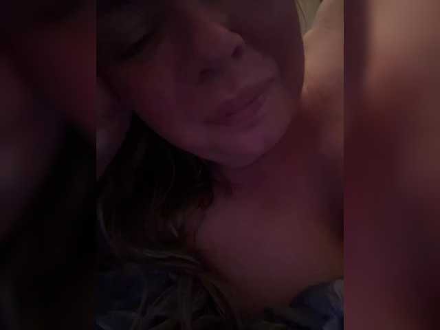 VictoriaFoxxx online show from August 1, 1:00 am
