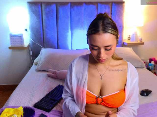 VictoriaHils online show from August 10, 3:19 am