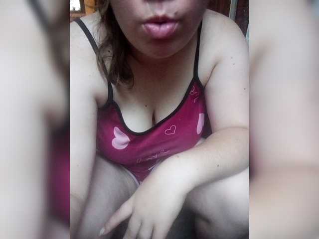 Vikki3011 online show from July 16, 3:57 pm