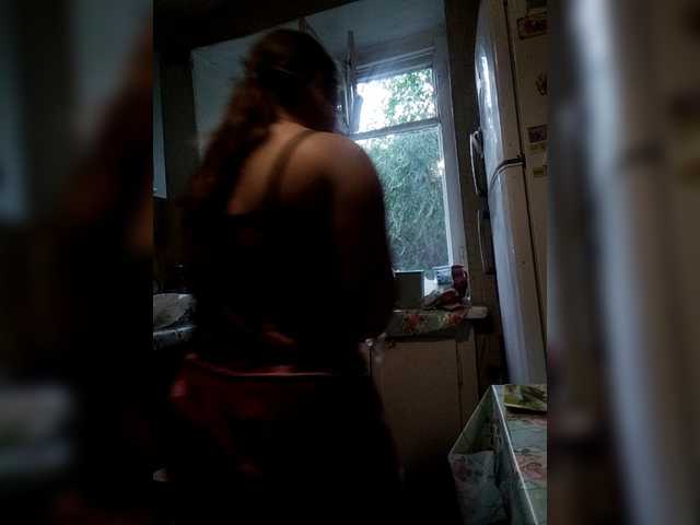 Vikki3011 online show from August 10, 2:51 pm
