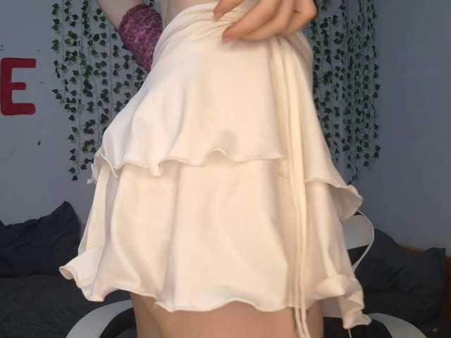VikkiShon online show from August 9, 5:47 pm