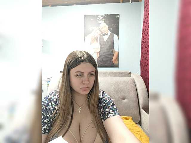 Viktoria777a online show from August 10, 7:15 pm