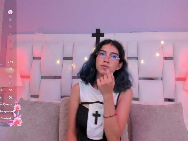 VioletaLane online show from May 29, 3:53 am