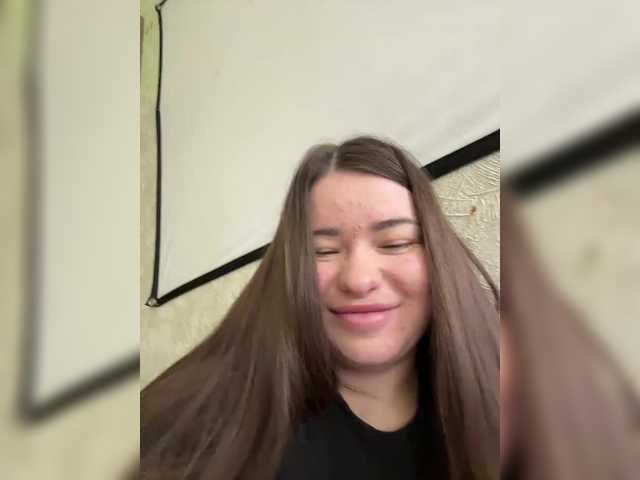 ViollaSweetA online show from May 30, 7:32 am