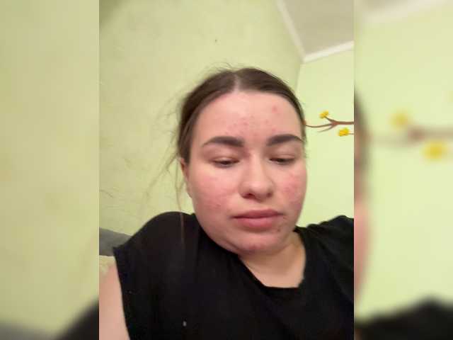 ViollaSweetA online show from July 9, 11:15 am