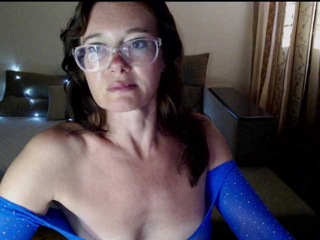 VioricaRoss online show from September 10, 3:11 pm