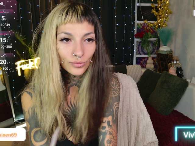 VivVixen online show from July 31, 6:24 pm